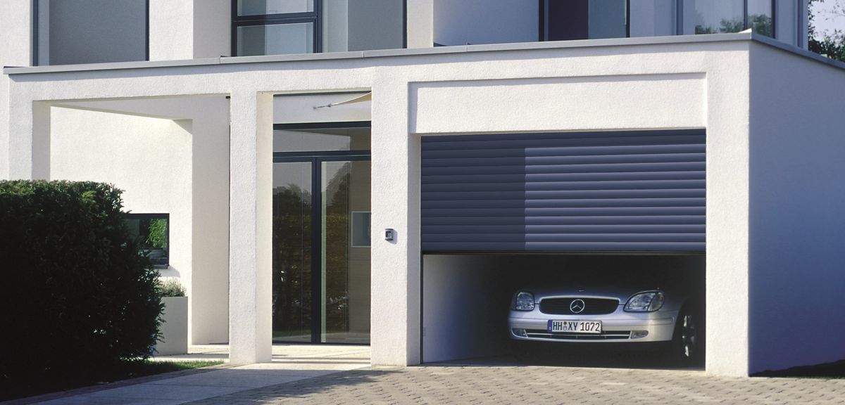 Brama garażowa rolowana